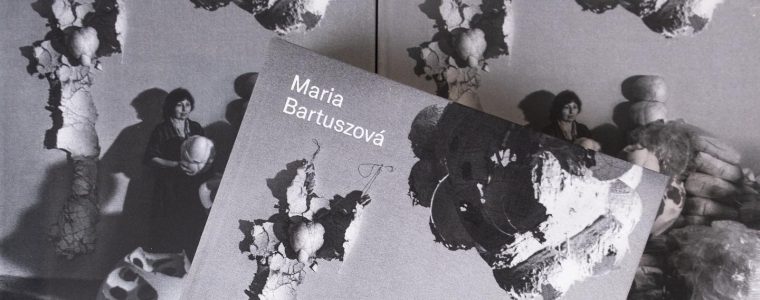 O Marii Bartuszovej (1936 – 1996) a jej výstave v Tate Modern s Gabrielou Garlatyovou Nová synagóga Žilina