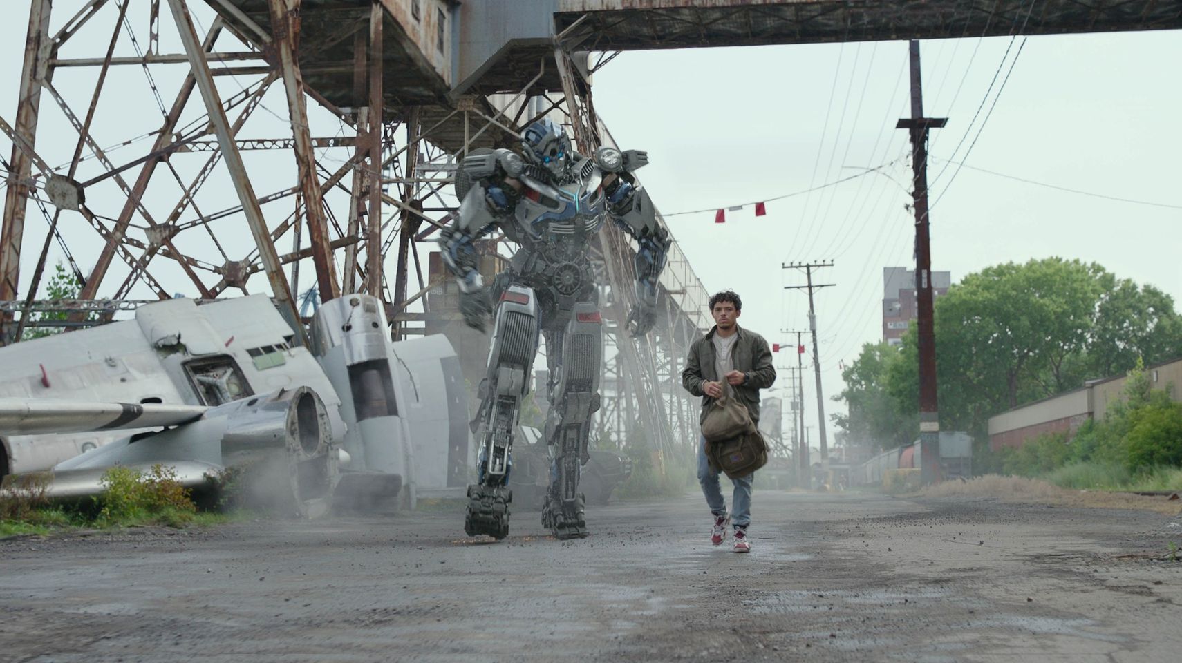 Letné kino: Transformers: Monštrá sa prebúdzajú Letné kino na amfiteátri v Banskej Bystrici