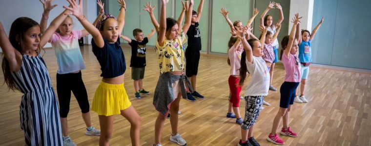 Denný tanečný tábor NEXUM Turnus E: zážitkový program, tanečné choreografie, súťaže, Minidisco